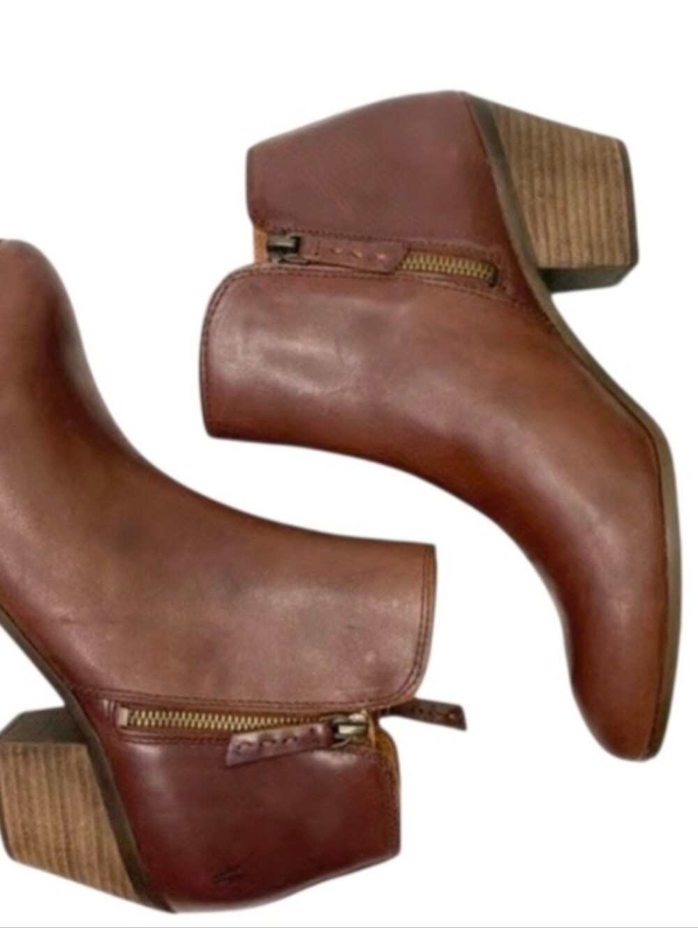 FRYE- JUDITH women’s Double Zip Brown, size 8 leather ankle boots. Never Worn